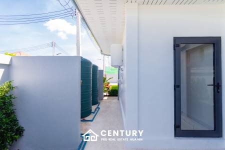 Modern pool villa in Mali Lotus Executive Hua Hin