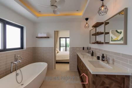 Modern pool villa in Mali Lotus Executive Hua Hin