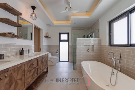 Modern pool villa in Mali Lotus Executive Hua Hin