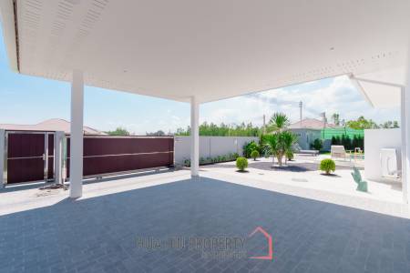 Modern pool villa in Mali Lotus Executive Hua Hin