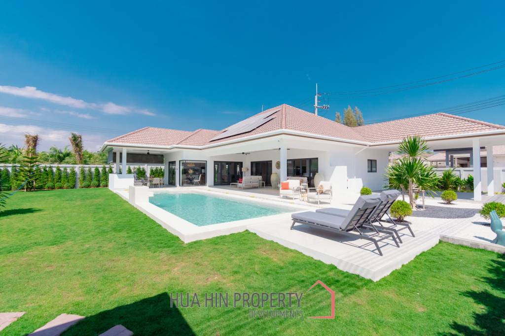 Modern pool villa in Mali Lotus Executive Hua Hin