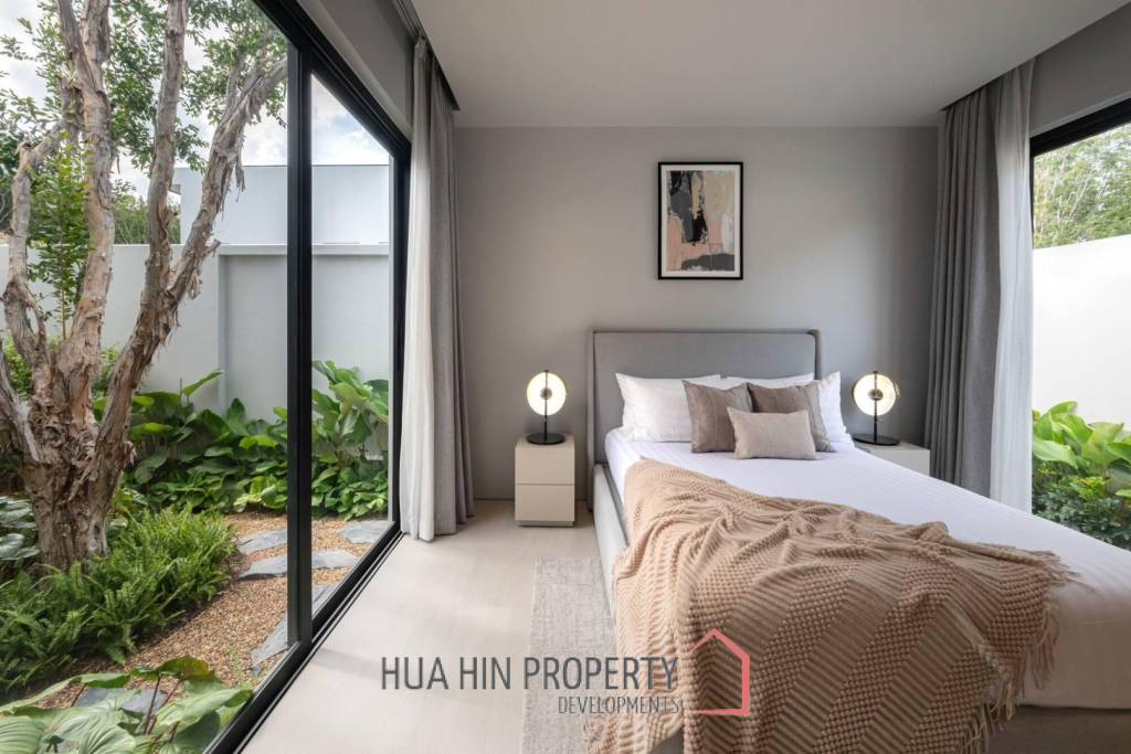 3 Bedroom-Luxury Villa with Pool in Botanica Hua Hin