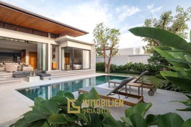 4 Bedroom-Luxury Villa with Pool in Botanica Hua Hin