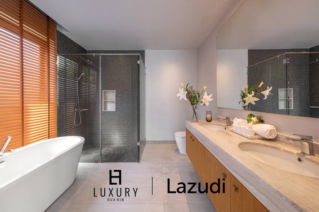 4 Bedroom-Luxury Villa with Pool in Botanica Hua Hin