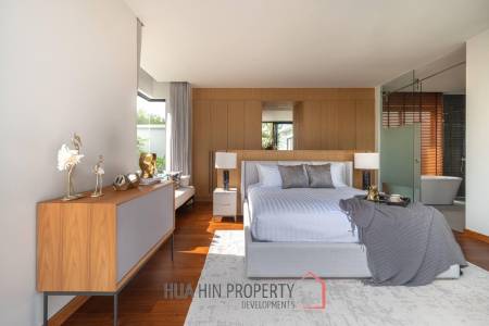 4 Bedroom-Luxury Villa with Pool in Botanica Hua Hin