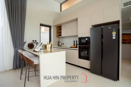 3 Bedroom-Luxury Villa with Pool in Botanica Hua Hin