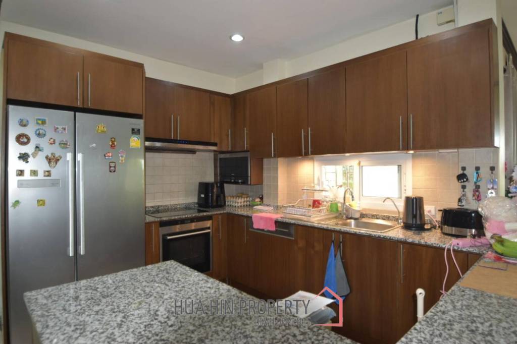 PLUMERIA VILLAGE HUA HIN  : 4 bed near town and beach