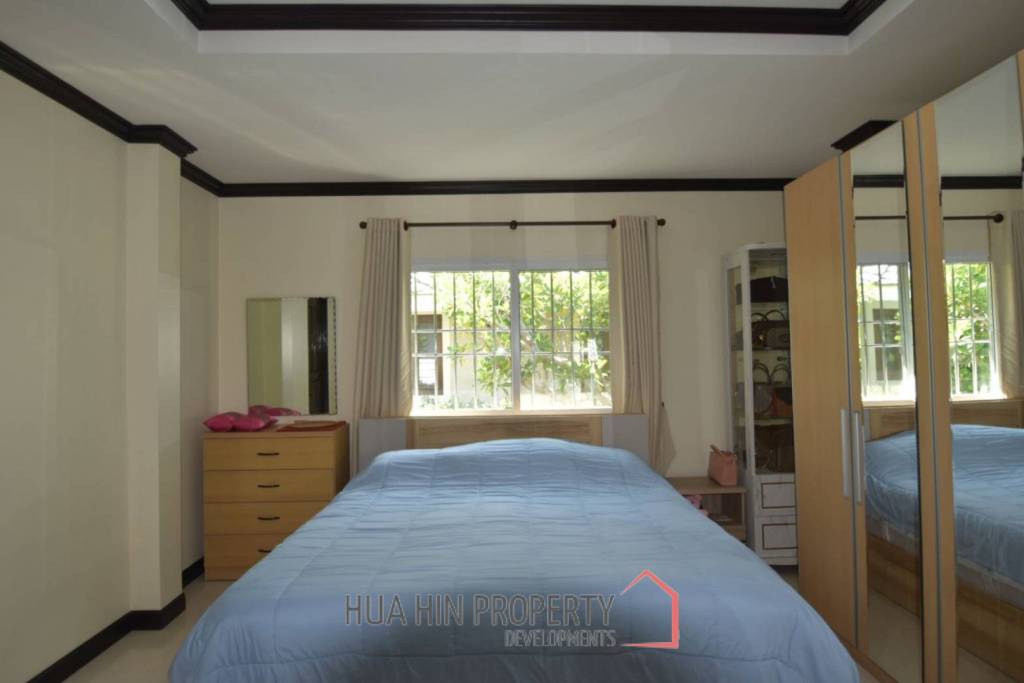 PLUMERIA VILLAGE HUA HIN  : 4 bed near town and beach
