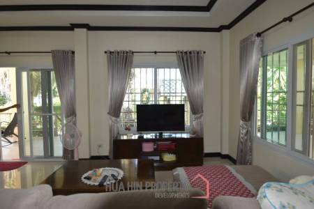 PLUMERIA VILLAGE HUA HIN  : 4 bed near town and beach