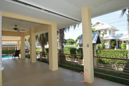 PLUMERIA VILLAGE HUA HIN  : 4 bed near town and beach