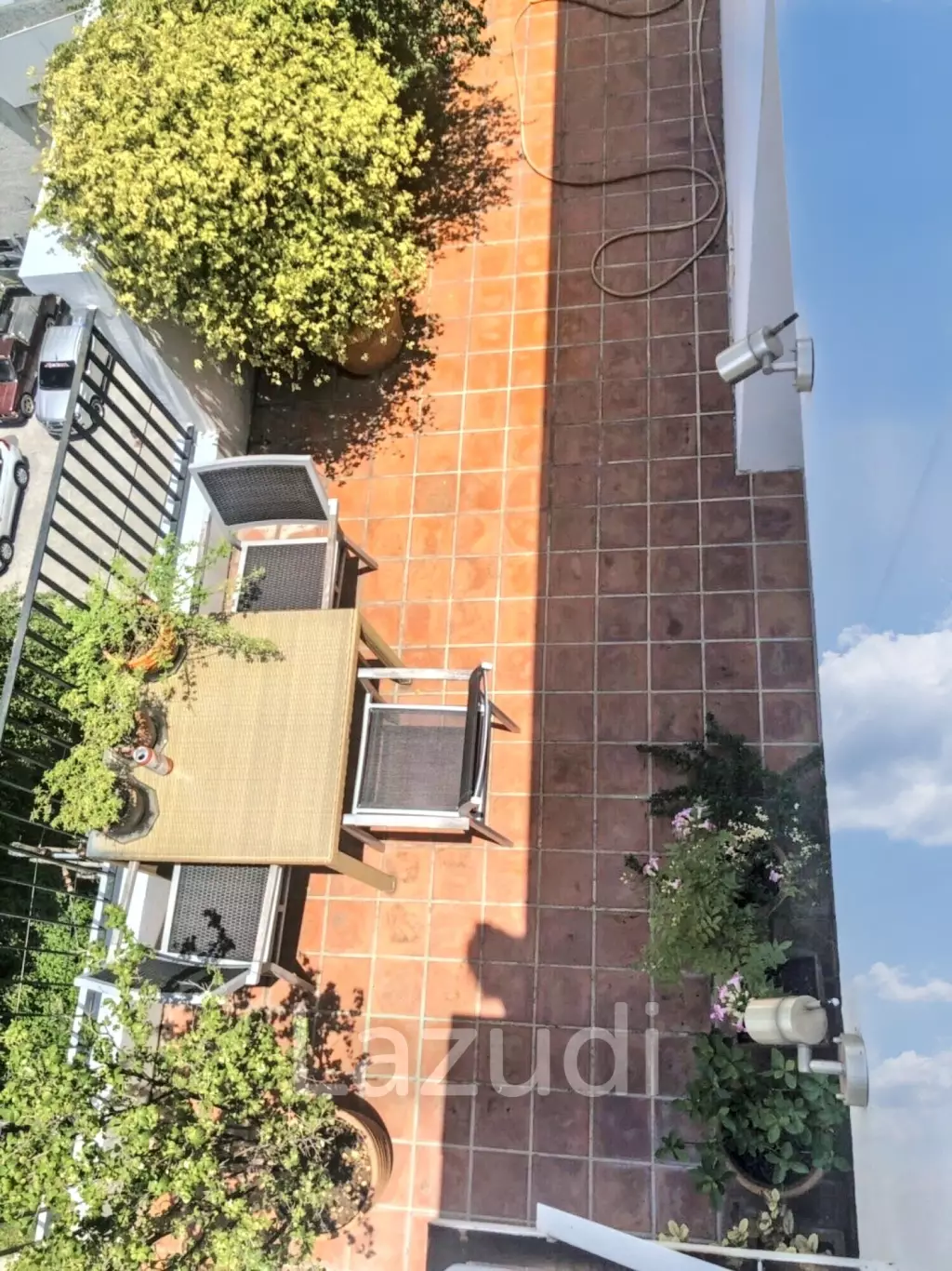 3 Bedroom 3 Bathroom  260  SQ.M  Icon II