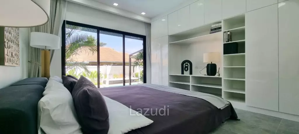 5 Bedrooms 6 Bathrooms 200 SQ.M. Srisuk Villa