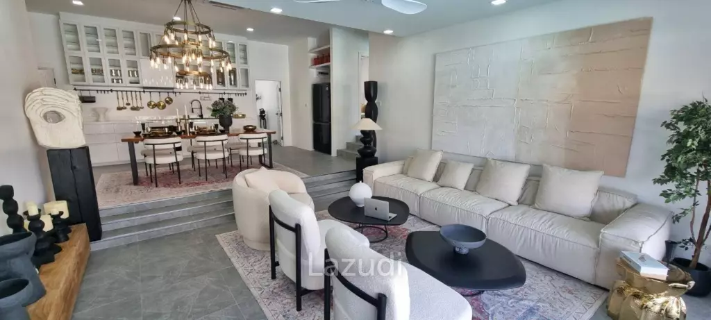 5 Bedrooms 6 Bathrooms 200 SQ.M. Srisuk Villa
