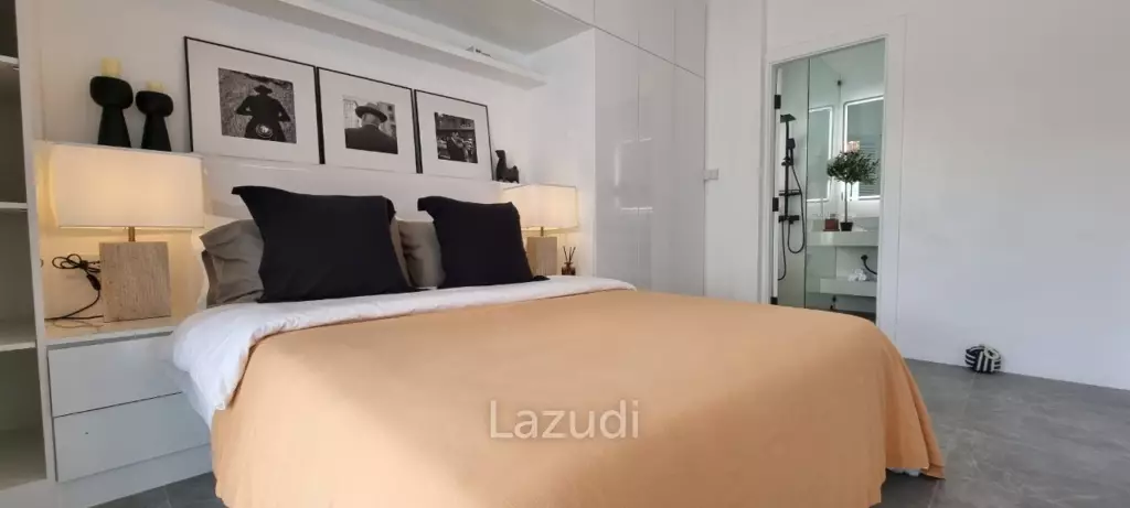 5 Bedrooms 6 Bathrooms 200 SQ.M. Srisuk Villa