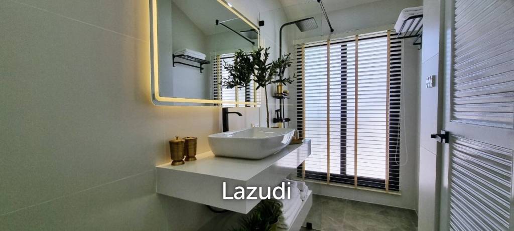 5 Bedrooms 6 Bathrooms 200 SQ.M. Srisuk Villa