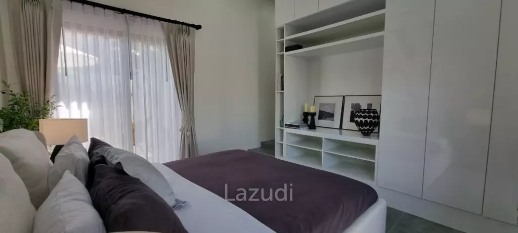 5 Bedrooms 6 Bathrooms 200 SQ.M. Srisuk Villa