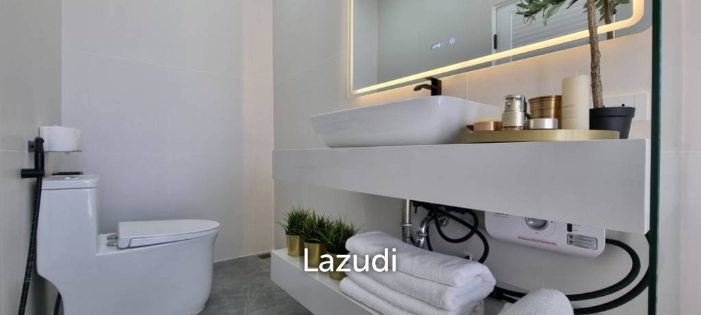 5 Bedrooms 6 Bathrooms 200 SQ.M. Srisuk Villa