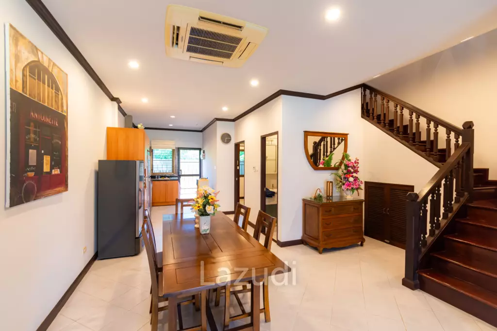 Beautiful 3 bed Villa in Resort close to downtown