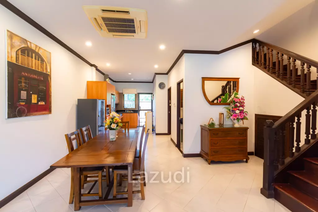 Beautiful 3 bed Villa in Resort close to downtown