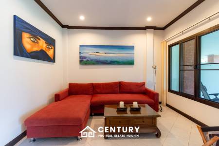 Beautiful 3 bed Villa in Resort close to downtown