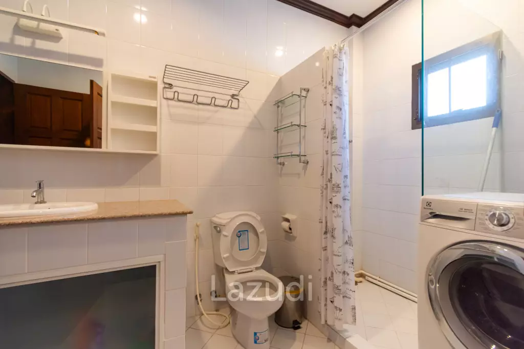 Beautiful 3 bed Villa in Resort close to downtown