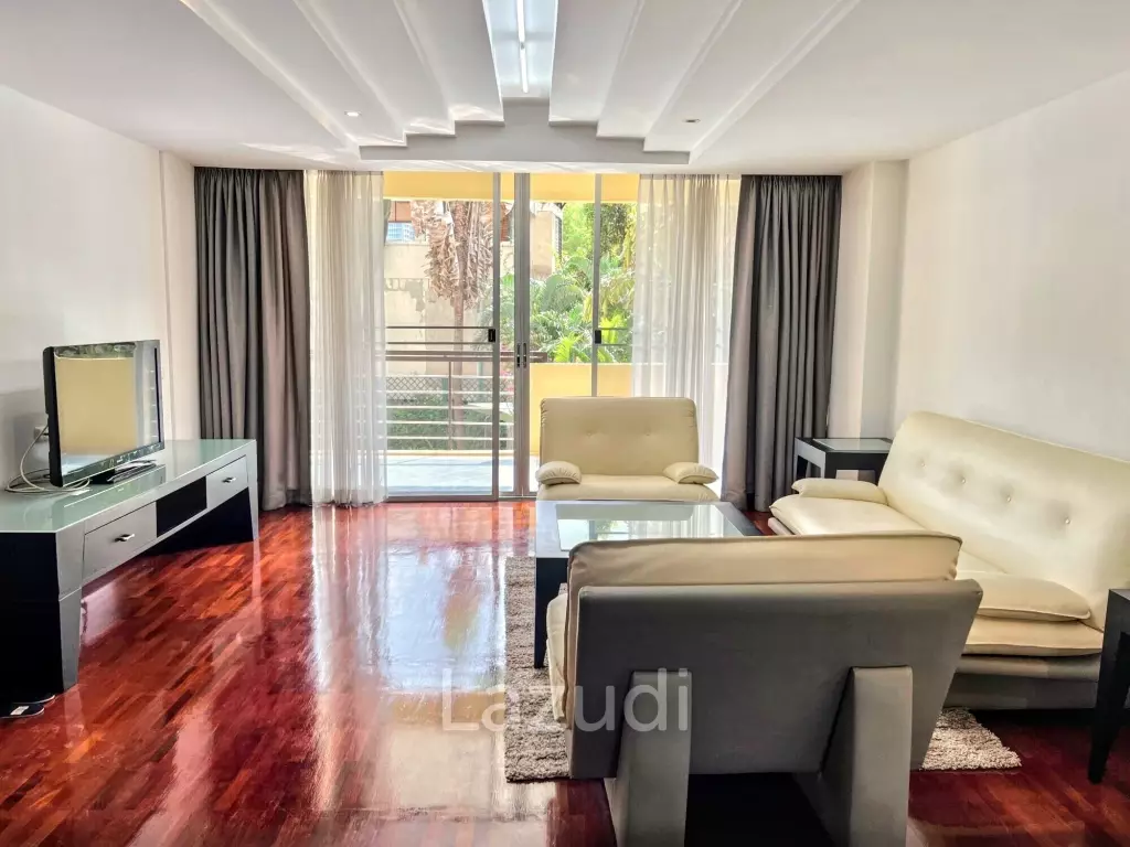 3 Bed 2 Bath 200 SQ.M Charktip Court