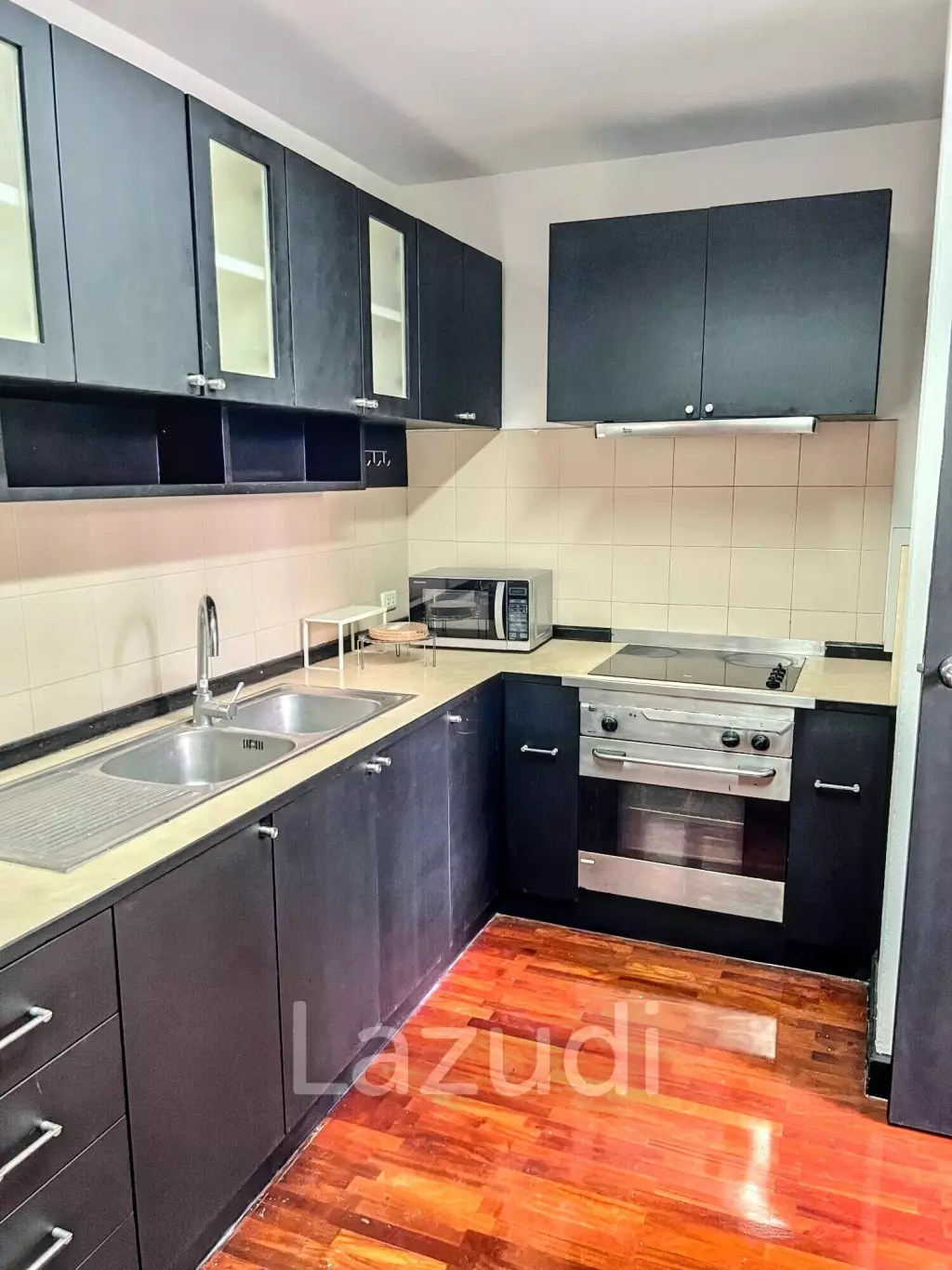 3 Bed 2 Bath 200 SQ.M Charktip Court