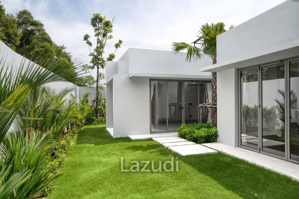 Ultra Luxury 5-BR Villa with Pool in Phuket's Anchan Tropicana