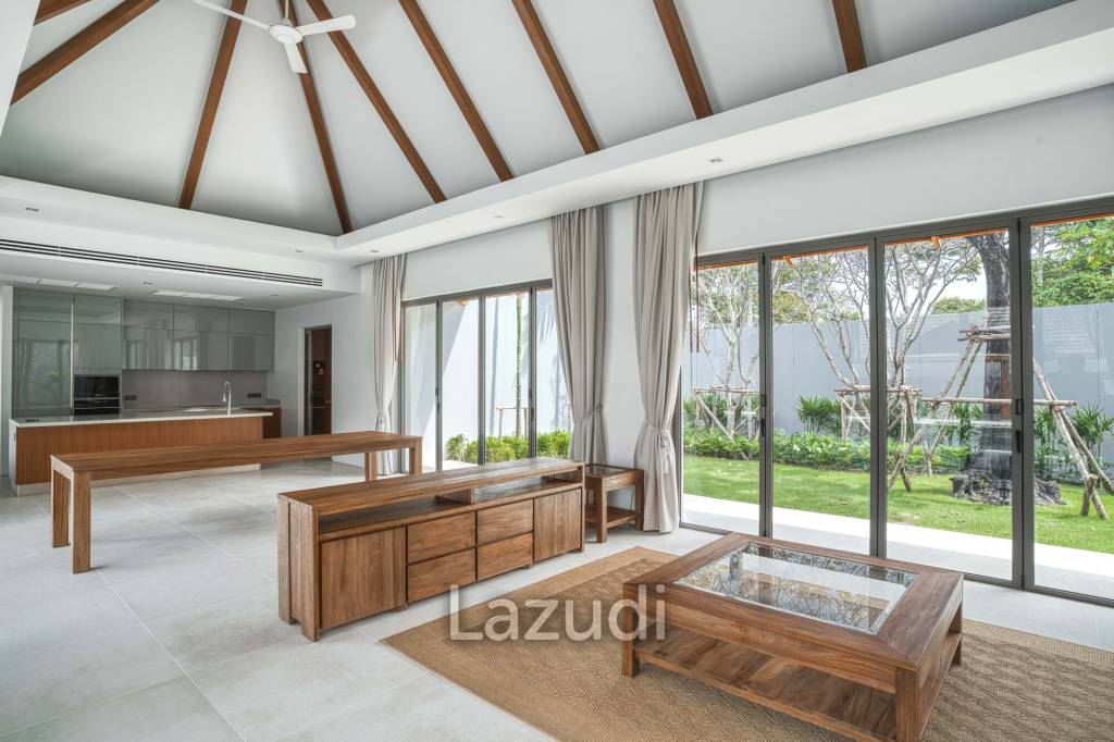 Ultra Luxury 5-BR Villa with Pool in Phuket's Anchan Tropicana