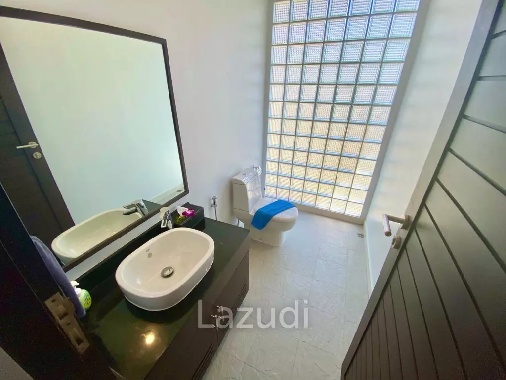 3 Bedroom Pool Villa In Rawai With Large Garden