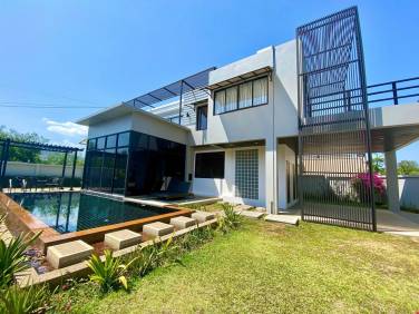 3 Bedroom Pool Villa In Rawai With Large Garden