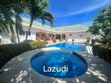 4 Bed 5 Bath Villa For Sale