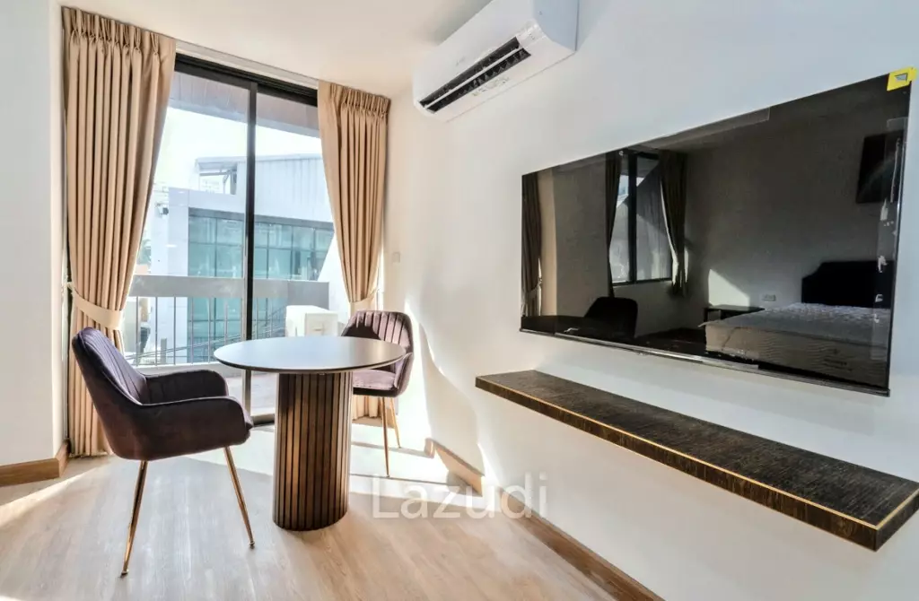 1 Bedroom 1 Bathroom 44 SQ.M PSJ. Penthouse