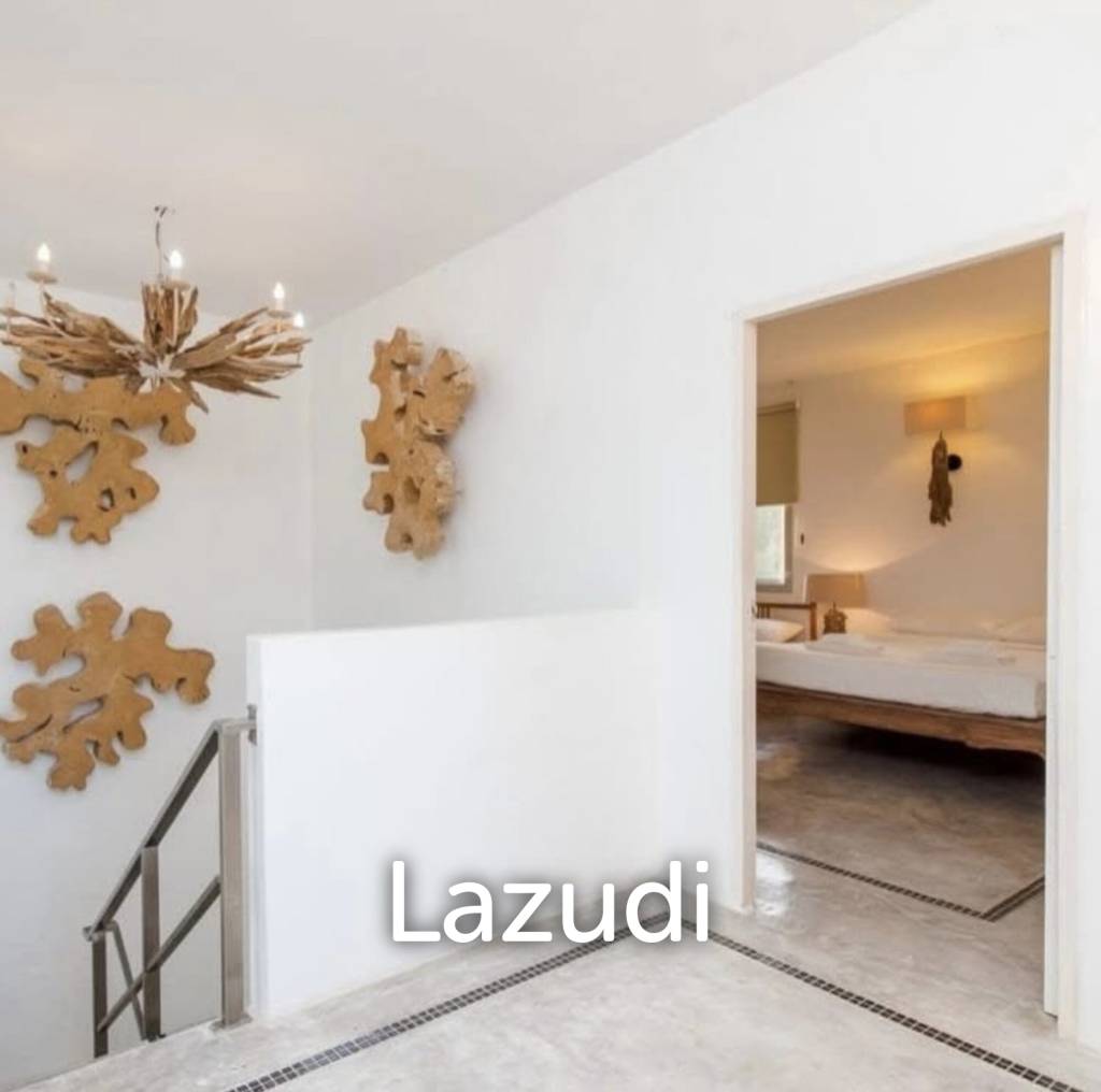 HIDEAWAY : Absolute beachfront 3 storey 2 bed pool villa