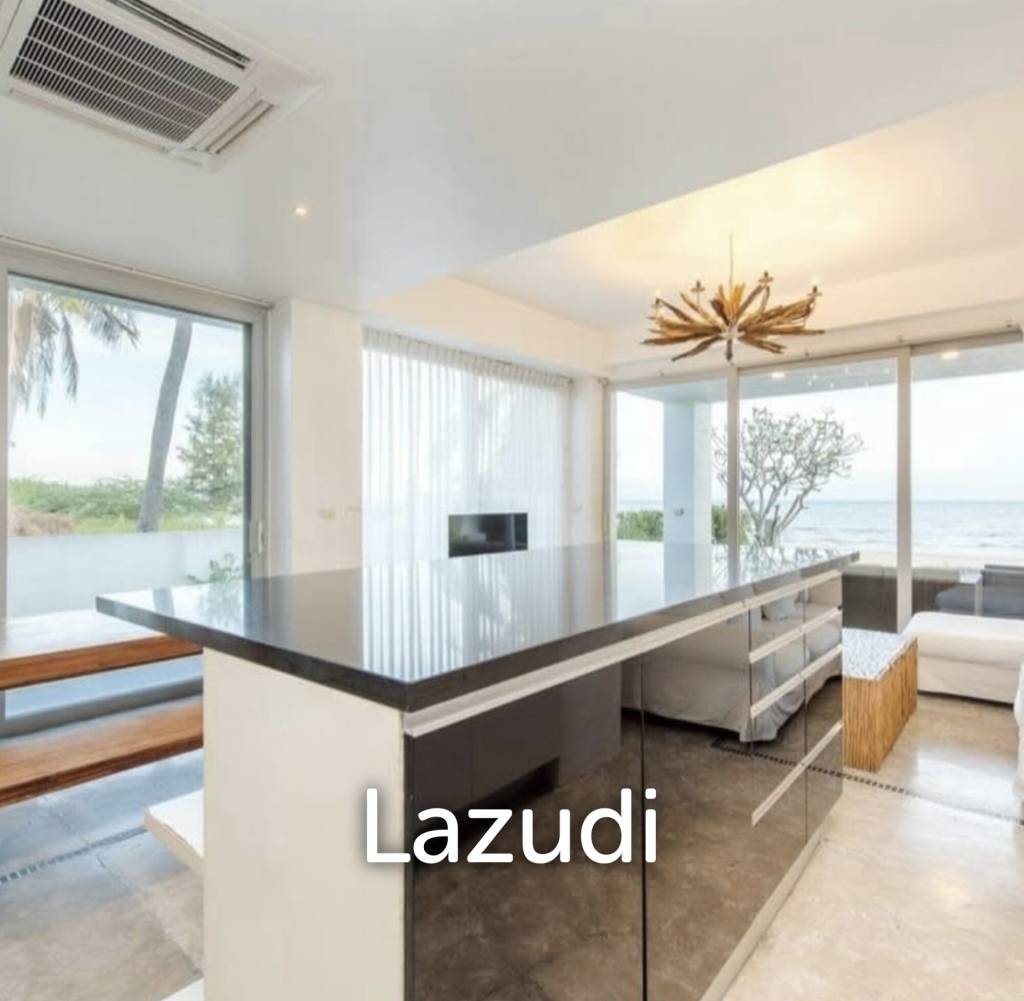 HIDEAWAY : Absolute beachfront 3 storey 2 bed pool villa