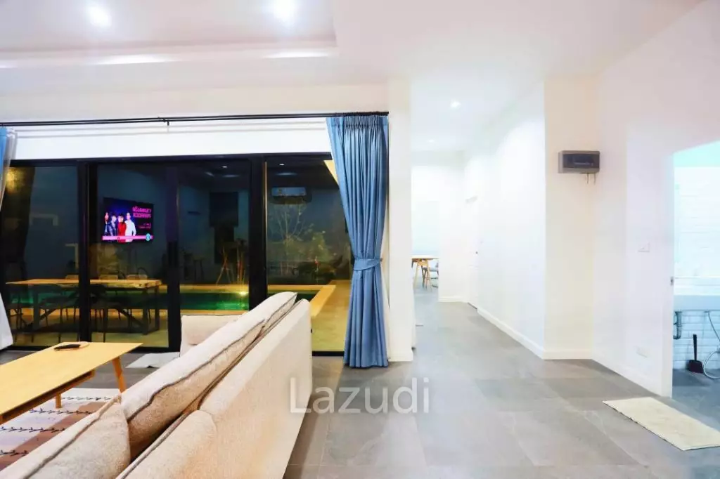 Best Deal!!! 3-Bedroom Villa with Pool in Sam Phraya, Cha-Am