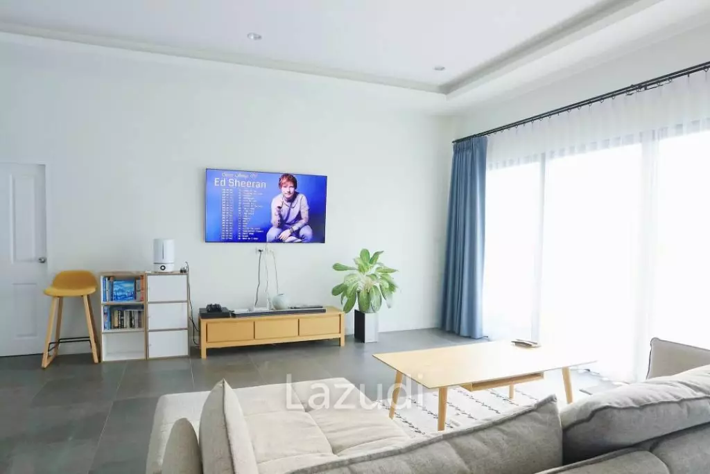 Best Deal!!! 3-Bedroom Villa with Pool in Sam Phraya, Cha-Am