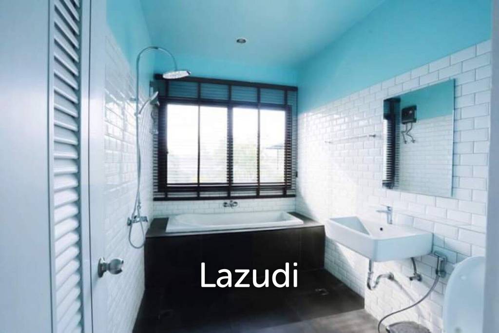Best Deal!!! 3-Bedroom Villa with Pool in Sam Phraya, Cha-Am