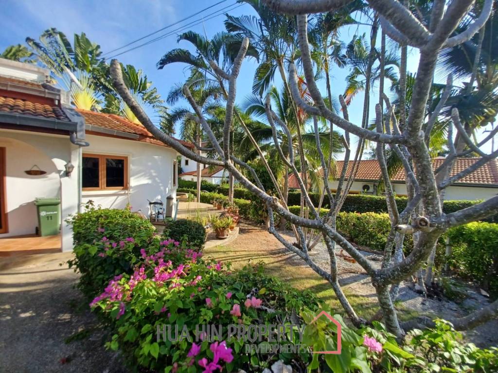 SUMMERLAND VILLAGE : 3 bed private pool