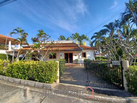 SUMMERLAND VILLAGE : 3 bed private pool