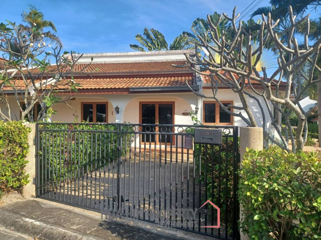 SUMMERLAND VILLAGE : 3 bed private pool