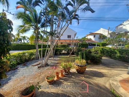 SUMMERLAND VILLAGE : 3 bed private pool