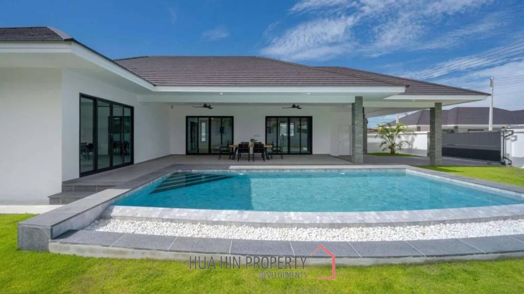 Highland Villas 3: 3 Bedroom Pool Villa with Guest House