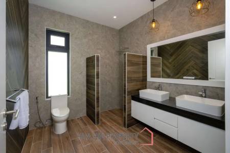 Highland Villas 3: 3 Bedroom Pool Villa with Guest House