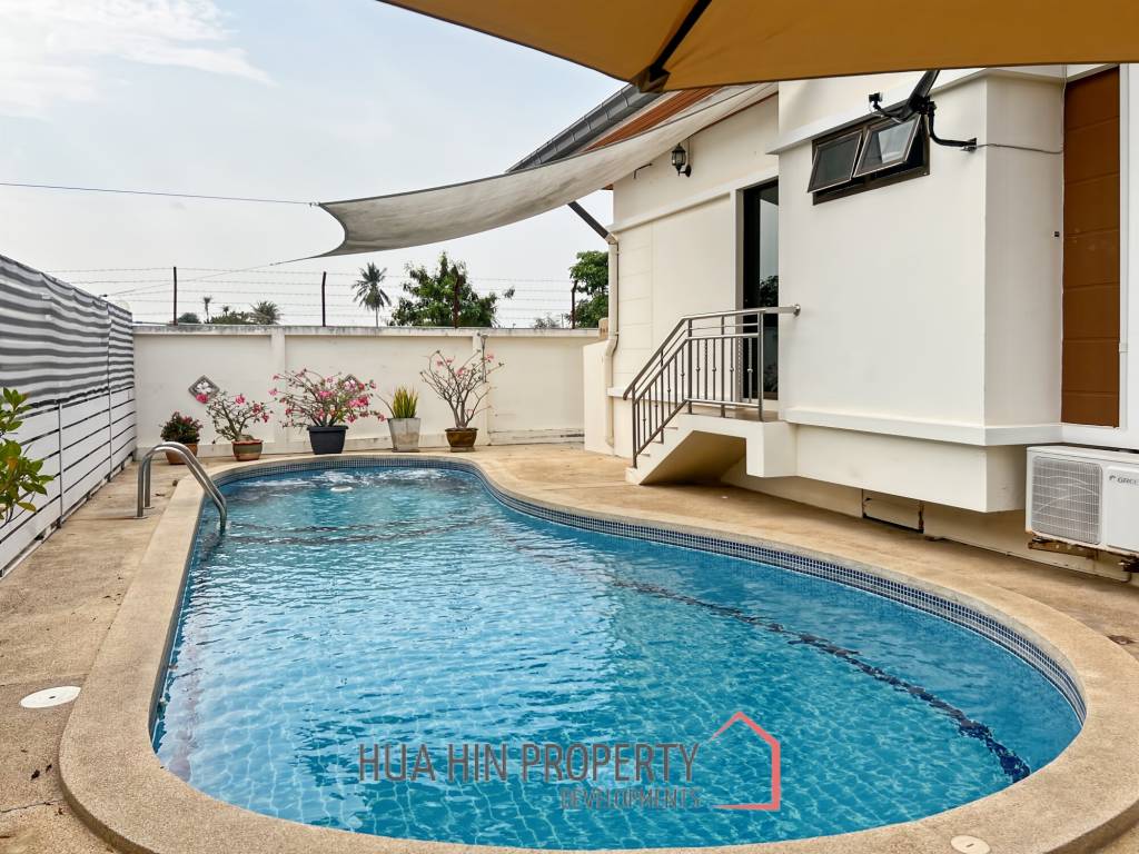 3 Bed 2 Bath Fully Furnished Villa with Pool in Baan Thai Village 2
