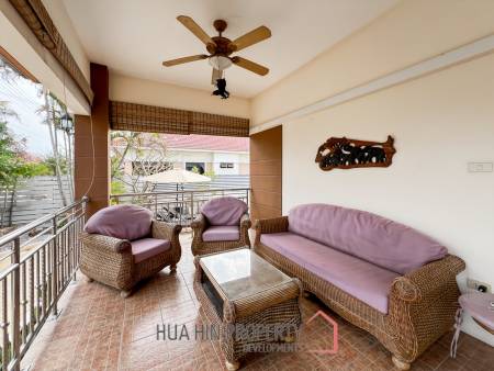 3 Bed 2 Bath Fully Furnished Villa with Pool in Baan Thai Village 2
