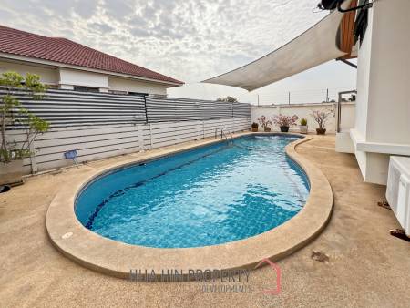 3 Bed 2 Bath Fully Furnished Villa with Pool in Baan Thai Village 2