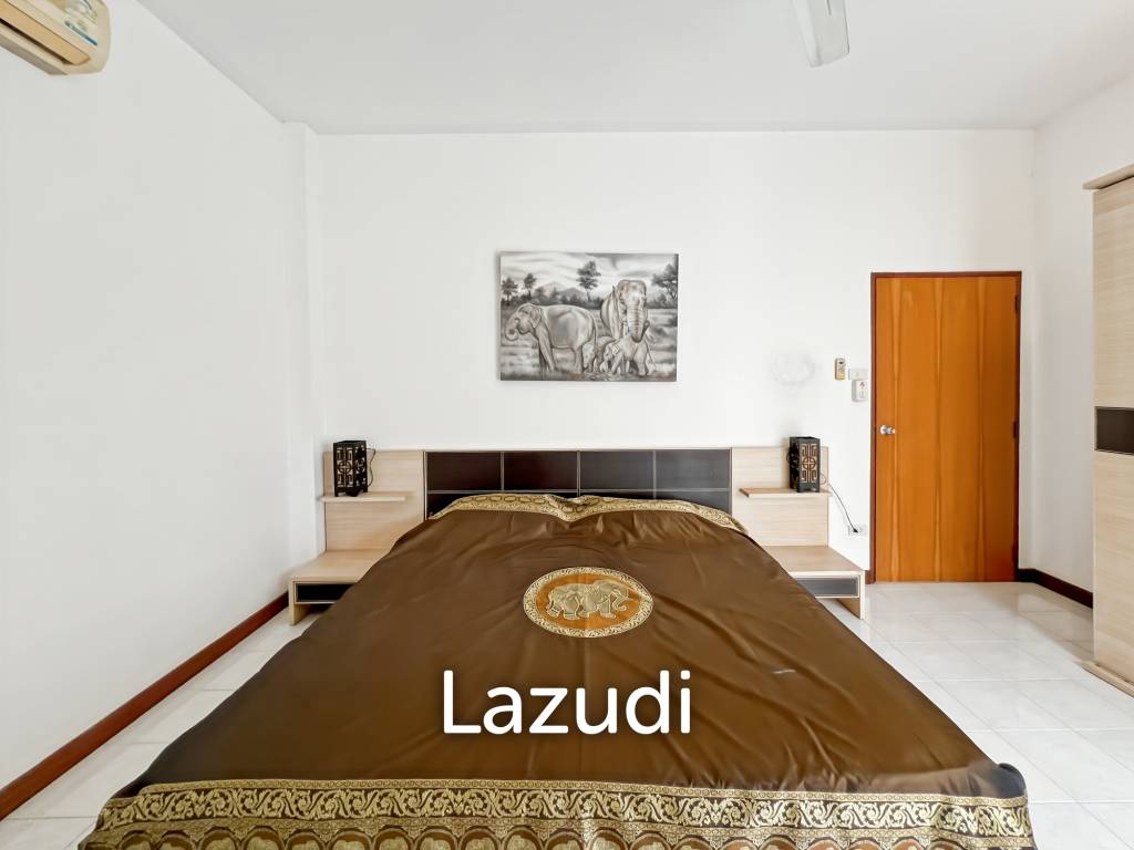 3 Bed 2 Bath Fully Furnished Villa with Pool in Baan Thai Village 2