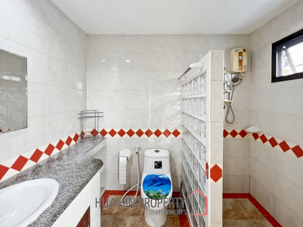 3 Bed 2 Bath Fully Furnished Villa with Pool in Baan Thai Village 2