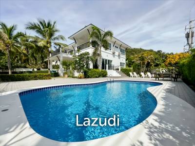 Luxurious 5-Bedroom Villa in Hua Hin View - For Rent